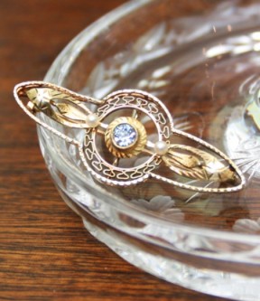 Aquamarine and Filigree Brooch