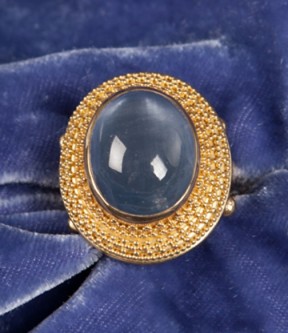 Luna Felix Sapphire Ring