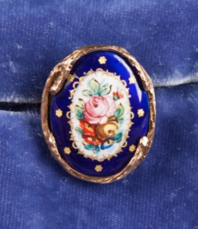 French Porcelain Ring